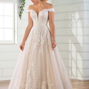 Essense of Australia Wedding Dress - New w/tags